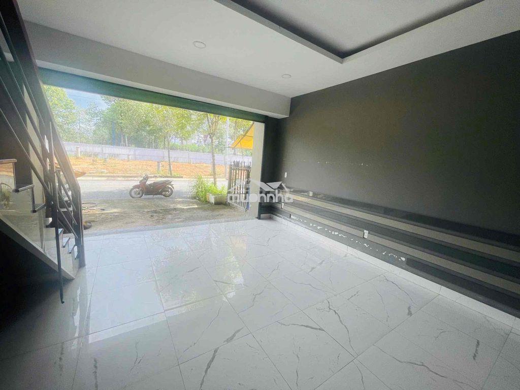 Cho thuê nhà nguyên căn 2pn kđt oasis city bến cát, giá 6tr - 2