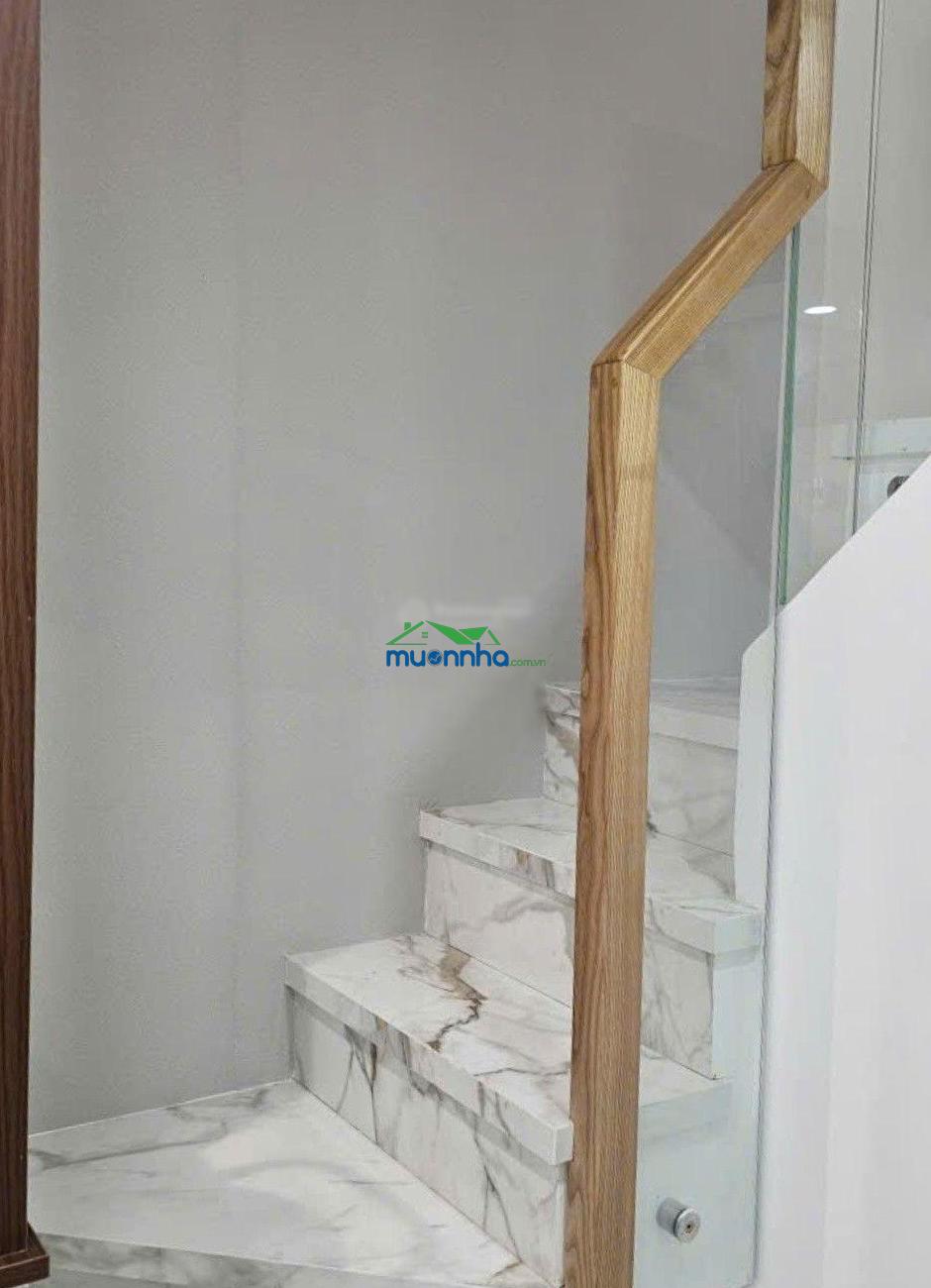 Bán nhà mặt tiền hẻm trần xuân soạn kinh doanh đa ngành nghề
