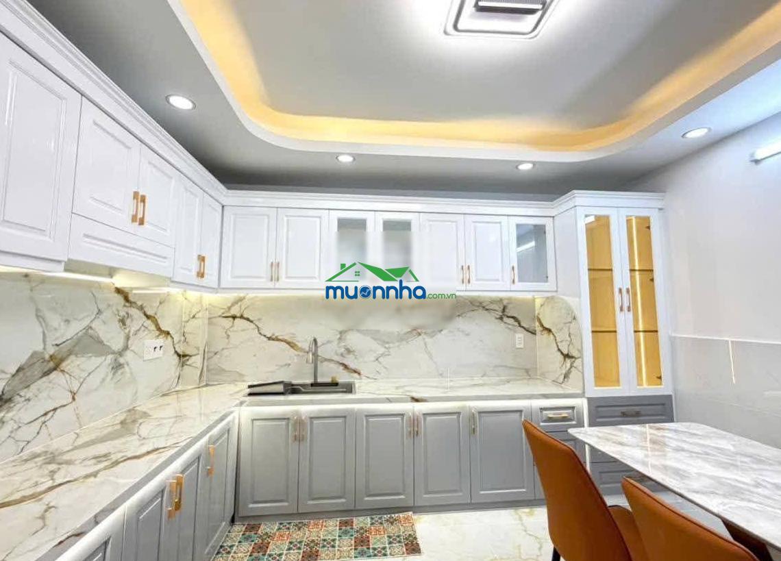 Chủ kẹt vốn bán gấp nhà lê lợi,2 tỷ 890,dt:53,8m hoàn công đủ,hxh 4,1m thông thoáng,shr chính chủ.