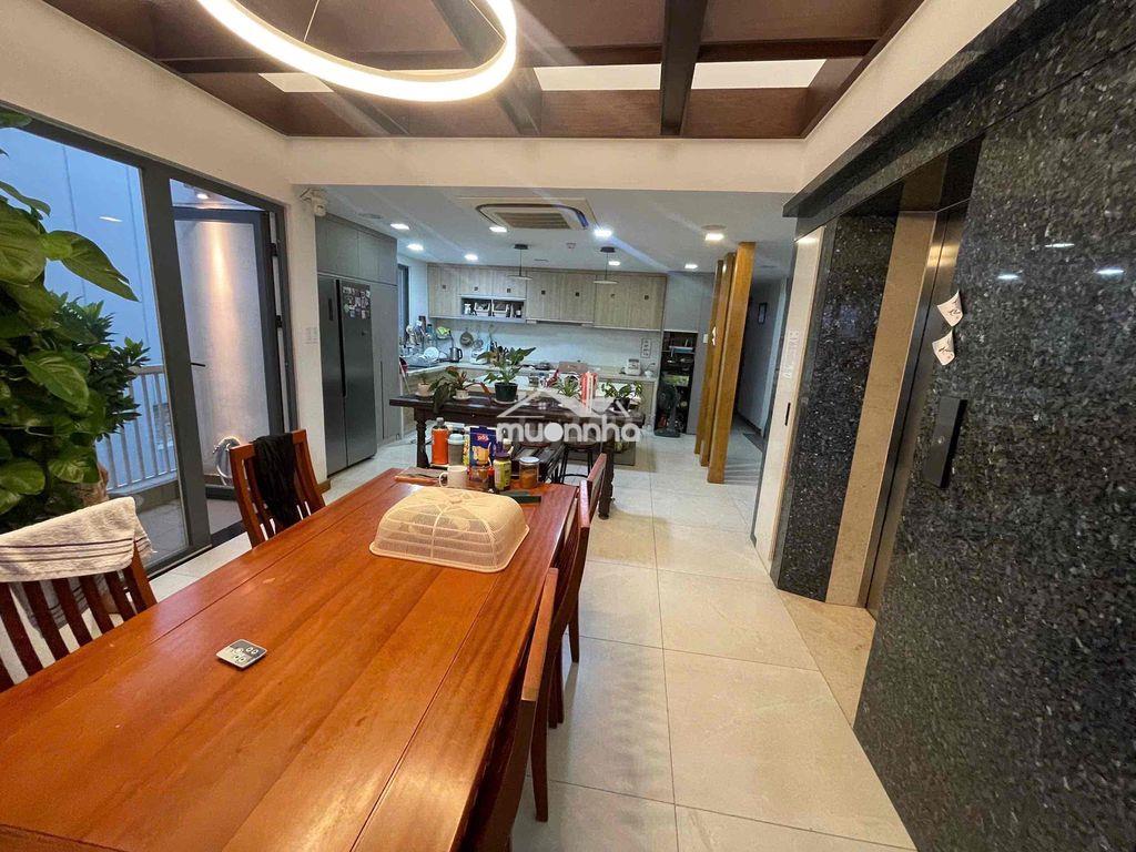 Biệt thự kdc sadeco 250m2 . 4 lầu . có thang máy . giá thuê: 65tr/th - 4