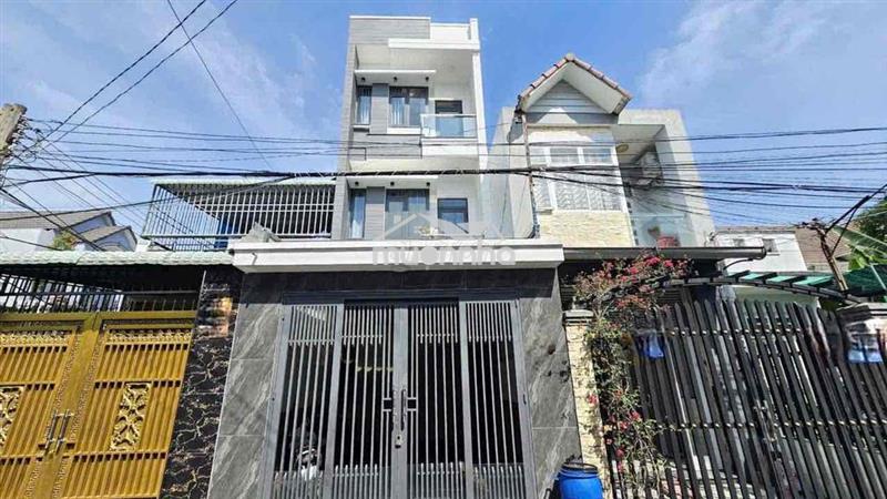 Bán gấp nhà chính chủ trệt 2 tầng gần trường chợ dĩ an bình dương cũ