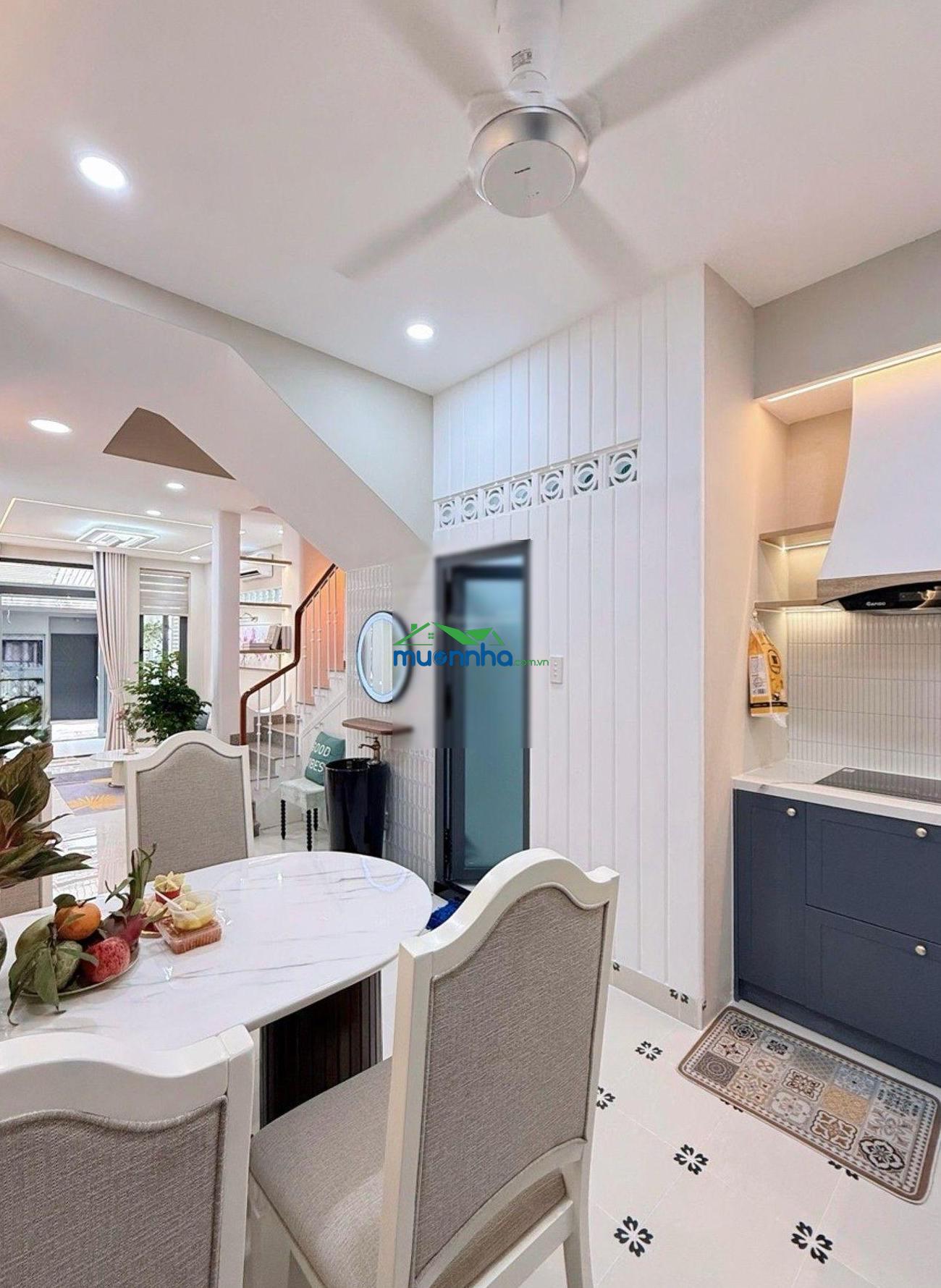 Nhà đẹp ở ngay p.1 phú nhuận, dt 53m, 4 tầng, lô góc thoáng mát, chỉ 10.3 tỷ. nội thất cao cấp - 3