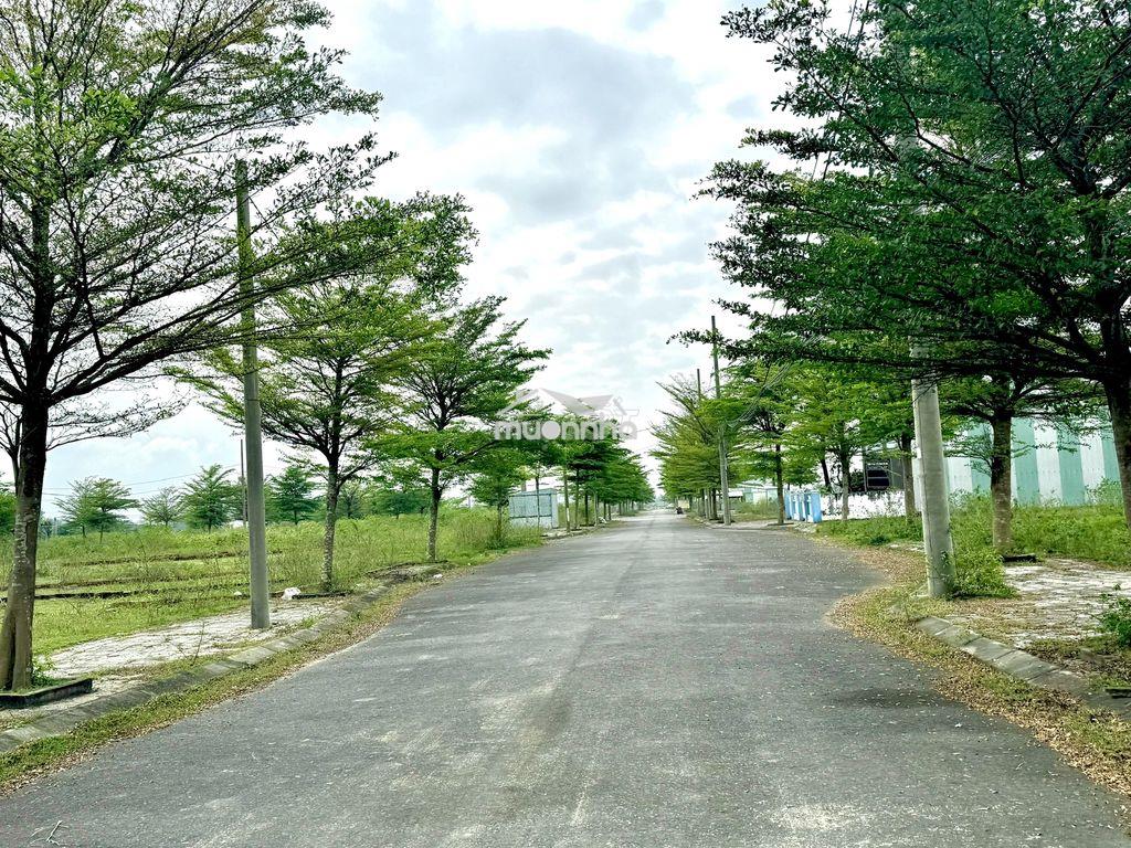 Kdt sentosa. lô góc trục thông đường 27m và 7m5, s: 127m2 - 3