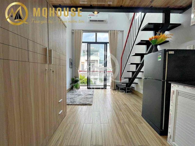 Căn hộ mini duplex gác cao 2m có thang máy – ban công full nội thất