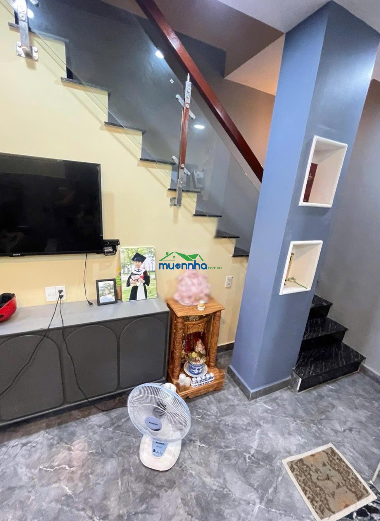 Hot, bán nhà 2 tầng mới đẹp rẻ nhất btân, dt khủng 92m2, sát mặt tiền, chỉ hơn 3 tỷ - 2