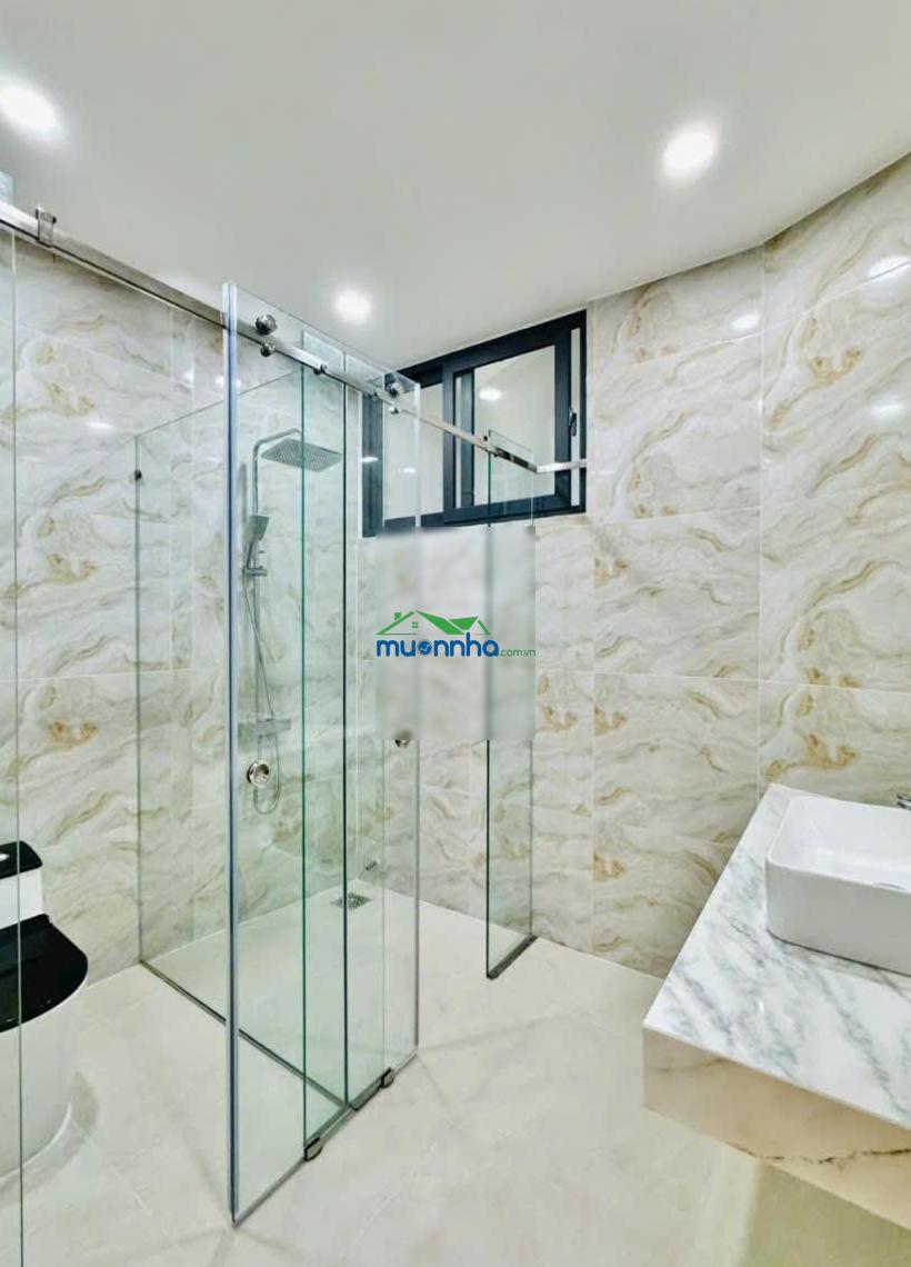 Cần tiền bán gấp căn nhà cực đẹp mới xây 4 tầng - hẻm 5m nơ trang long - ngay bệnh viện ung bướu