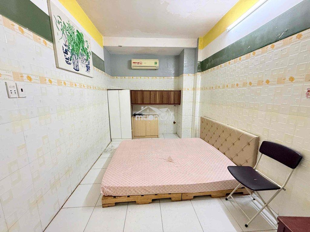 Pass trọ 2tr5 q8 phạm thế hiển đầu tháng 7 dọn vào - 3