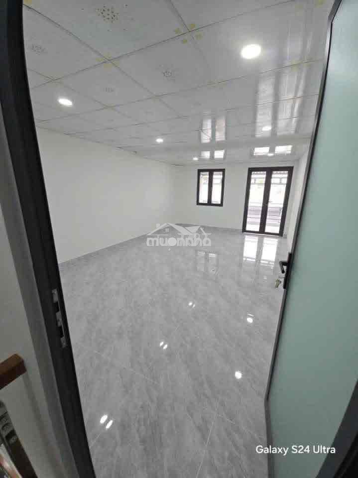 Hẻm 6m thạch lam, 2 tấm, 4 x 18m, 2 phòng ngủ, 2 wc, 10tr/th - 3