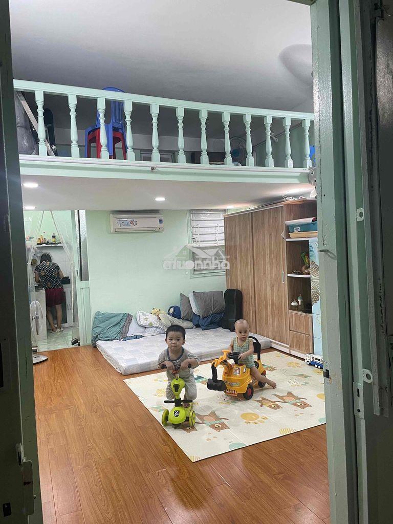 Chung cư thang bộ lầu 1_,1pn 1 gác đúc,sàn gỗ,sổ hồng lâu dài, nhà đẹp