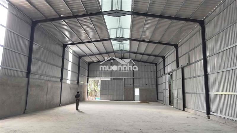 Xưởng mới dĩ an 300m đường cont điện 3 pha