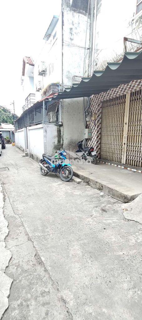 Kiot mặt tiền hẻm mới tinh gác cao 2m - 3
