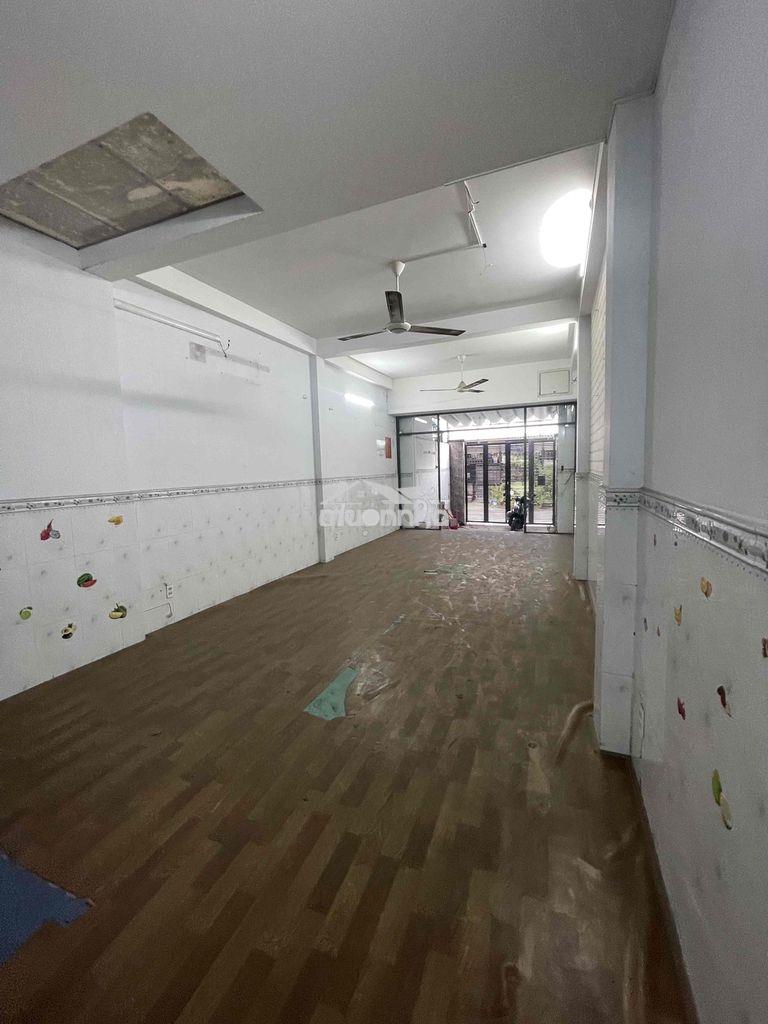 Cho thuê nhà 3 tầng mặt tiền kinh doanh đường số trường thọ - thủ đức - 4