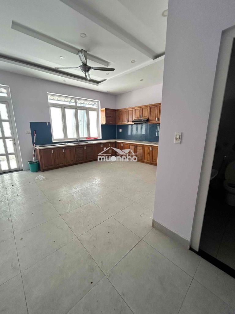 Mặt tiền nguyễn suý - 5.5 x 20 - trệt 3 lầu - nhận ngay - 3