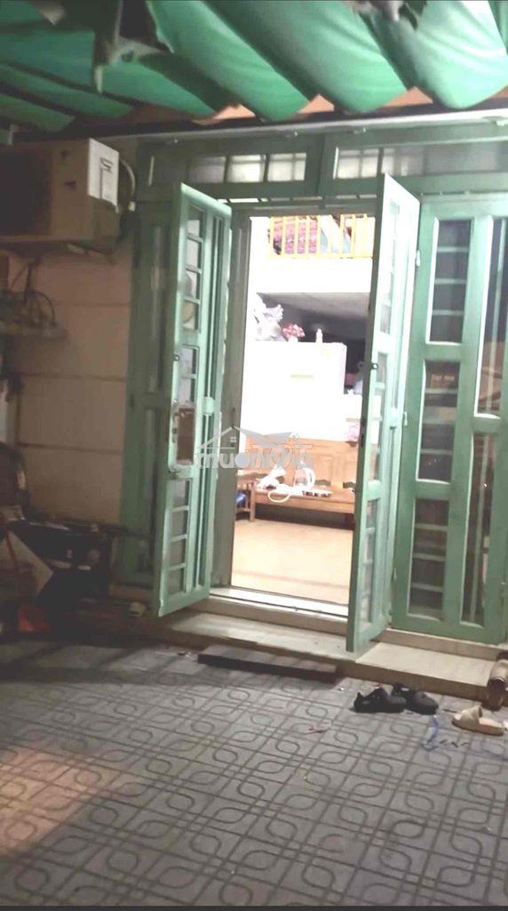 Cho thuê nhà nguyên căn 7tr- long trường quận 9