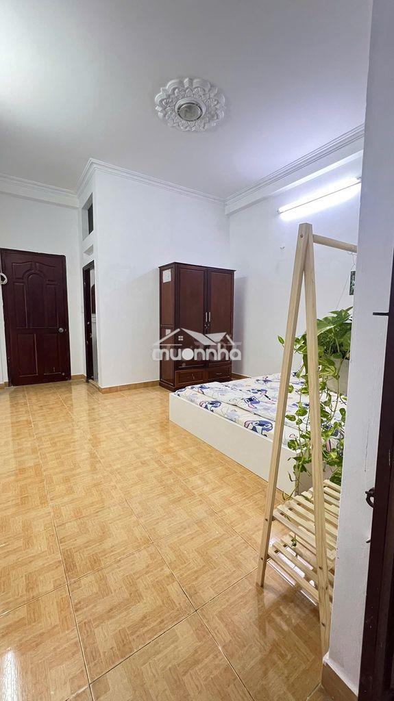 Chính chủ cho thuê phòng ban công tách bếp thông thoáng giá 3tr4 - 2