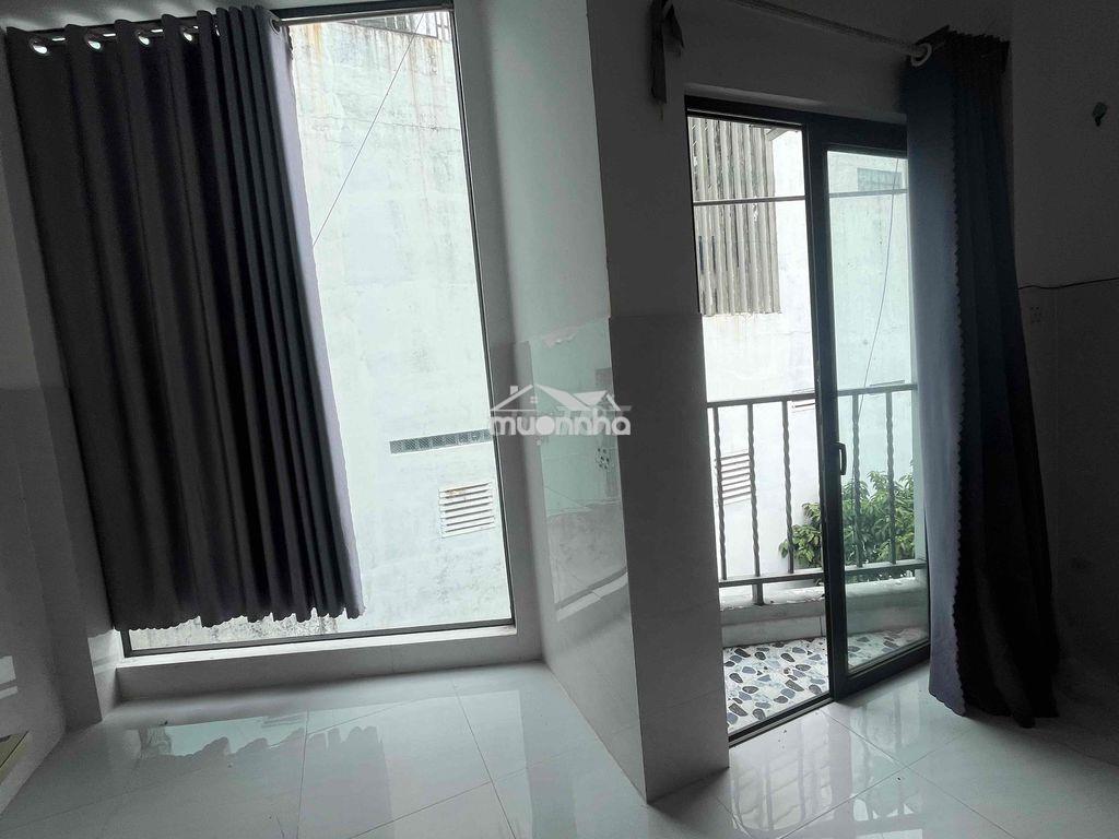 Sale 10% bancon siêu đẹp, full nt, thang may giá rẻ sát quận 1 - 2