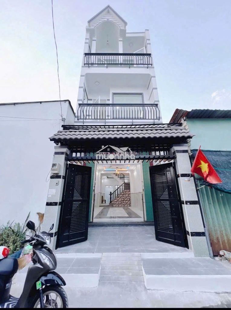 Nhà hẻm xe hơi gồm 6 phòng ngủ gần trường đại học kinh doanh