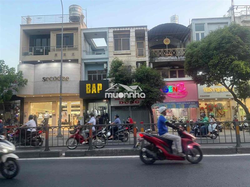 Mặt tiền đường quang trung , gò vấp