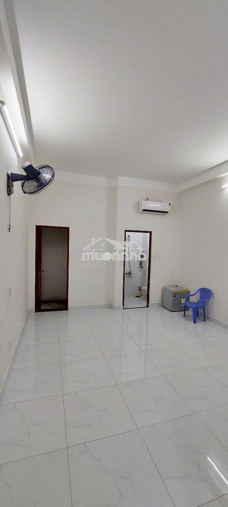 Phòng trọ 28m2 đường trần văn dư, q.tân bình