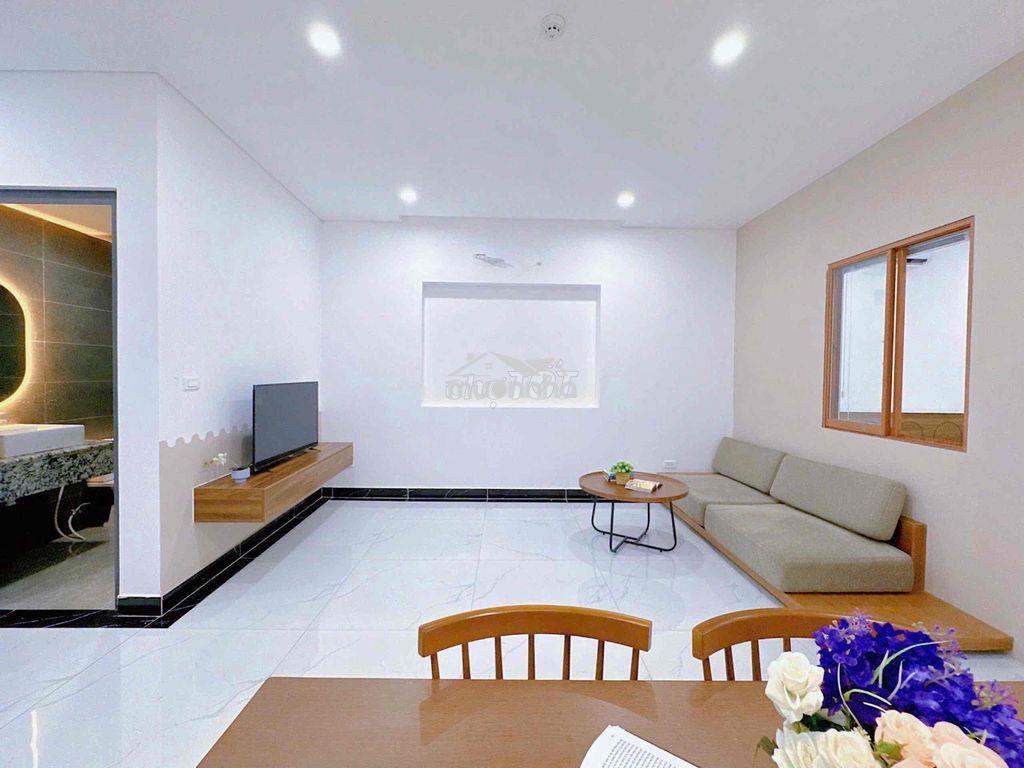 Cho thuê căn hộ 2pn rộng 70m2 mới 100% ban công - gần lý thái tổ quận3 - 4
