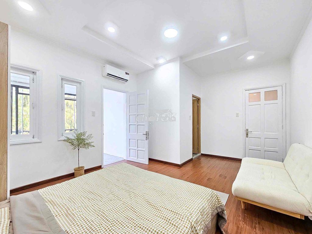Căn hộ tách bếp ban công sân vườn ngay đường him lam quận 7 - 4