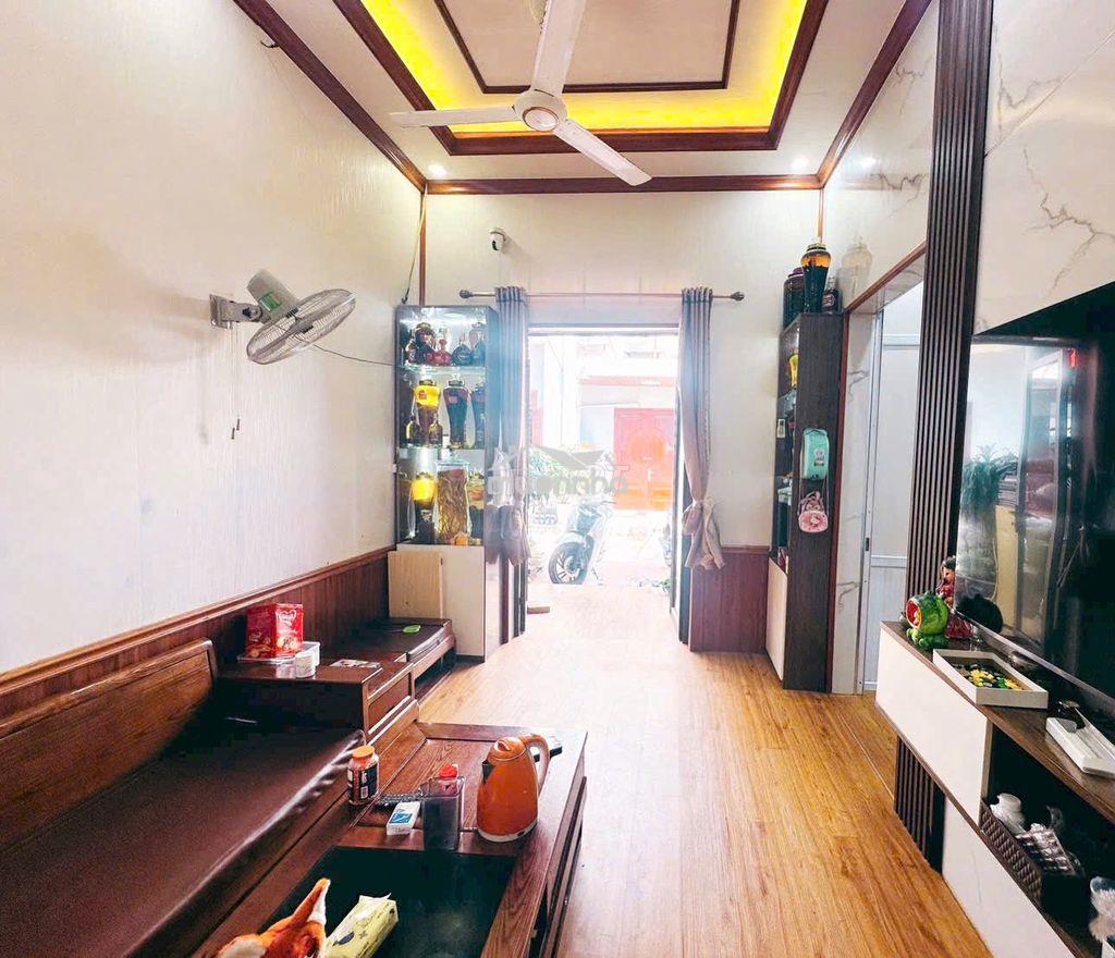 Giá gấp 7,2tỷ nhà dt 40,8m2x4t, hxh ra đg hoàng hoa thám, q. phú nhuận - 2