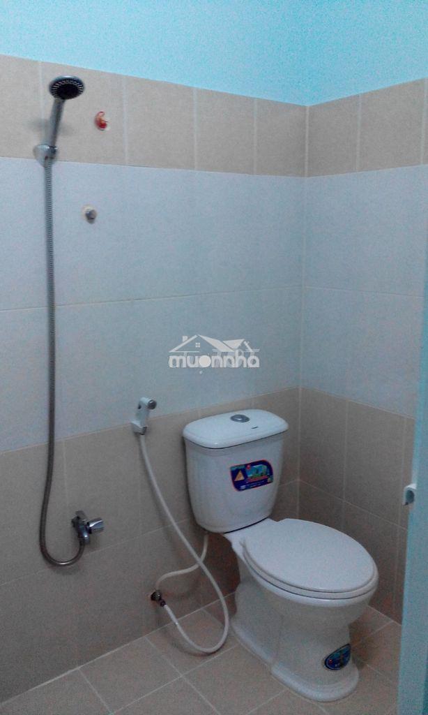 Còn phòng trọ q.10, giá rẻ, toilet riêng, cách đh bách khoa 300m - 4