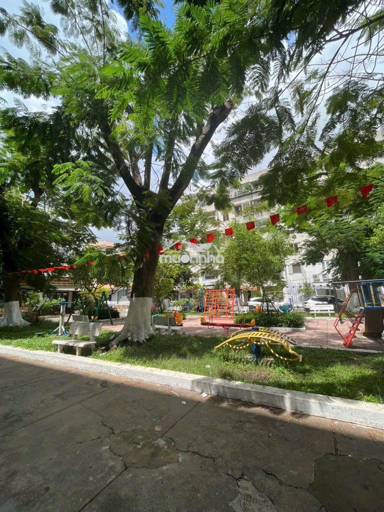 Cho thuê căn 2pn 55m2 c.cư 43hồ văn huê p9 pn view công viên 10tr