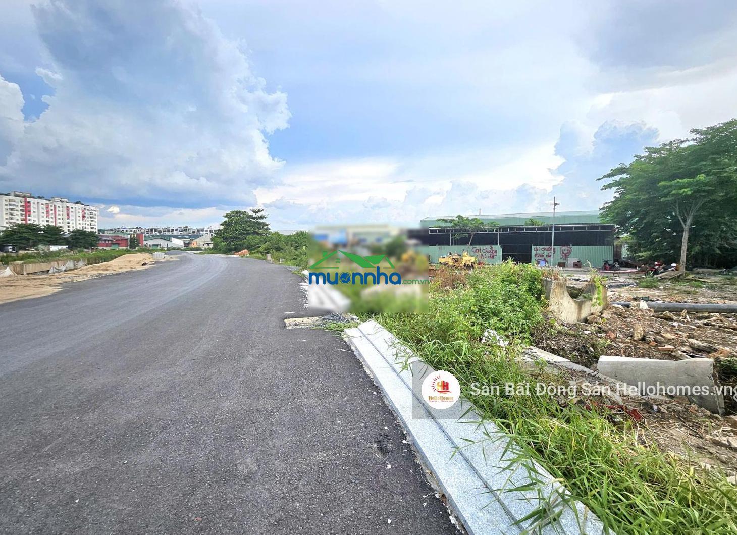 Bán đất sổ riêng 84m2 - nguyễn văn quá quận 12 - mặt tiền kênh tham lương - giá chỉ 5 tỷ