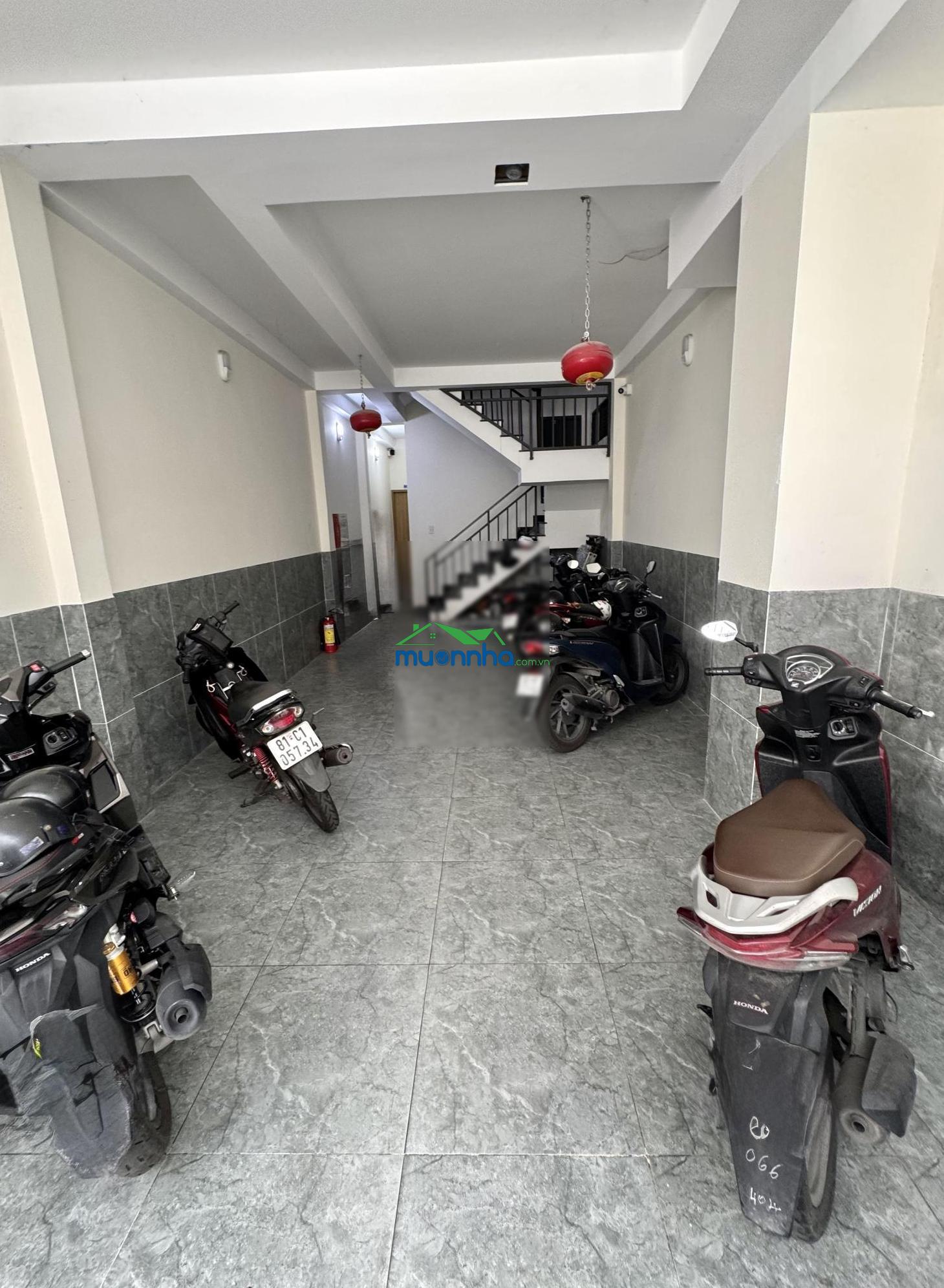 Gấp bán - chdv 13 phòng full nt - 4 tầng (4 x 20m) hẻm oto, dòng tiền 70tr/th. ngay học viện cán bộ