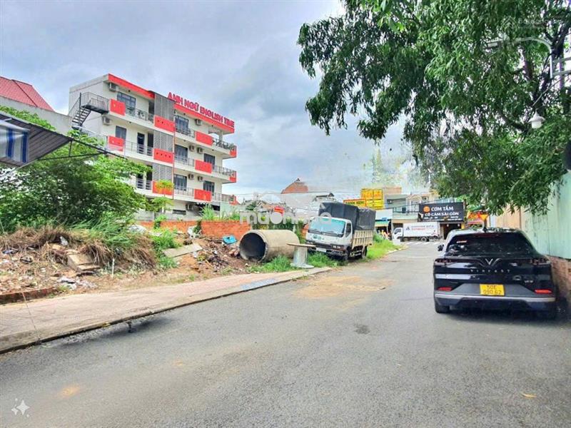 Bán đất đường nguyễn văn tăng, thủ đức, 77m2, đường rộng 16m