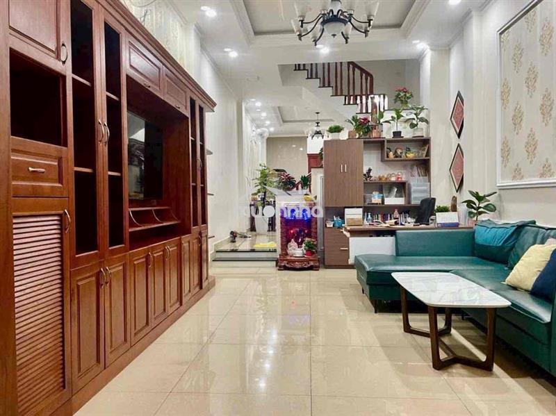 Bán nhà mặt tiền đg kinh doanh sau lưng gigamall