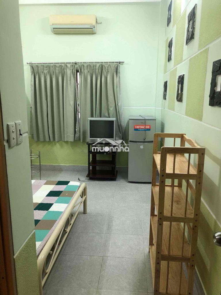 Phòng đầy đủ tiện nghi