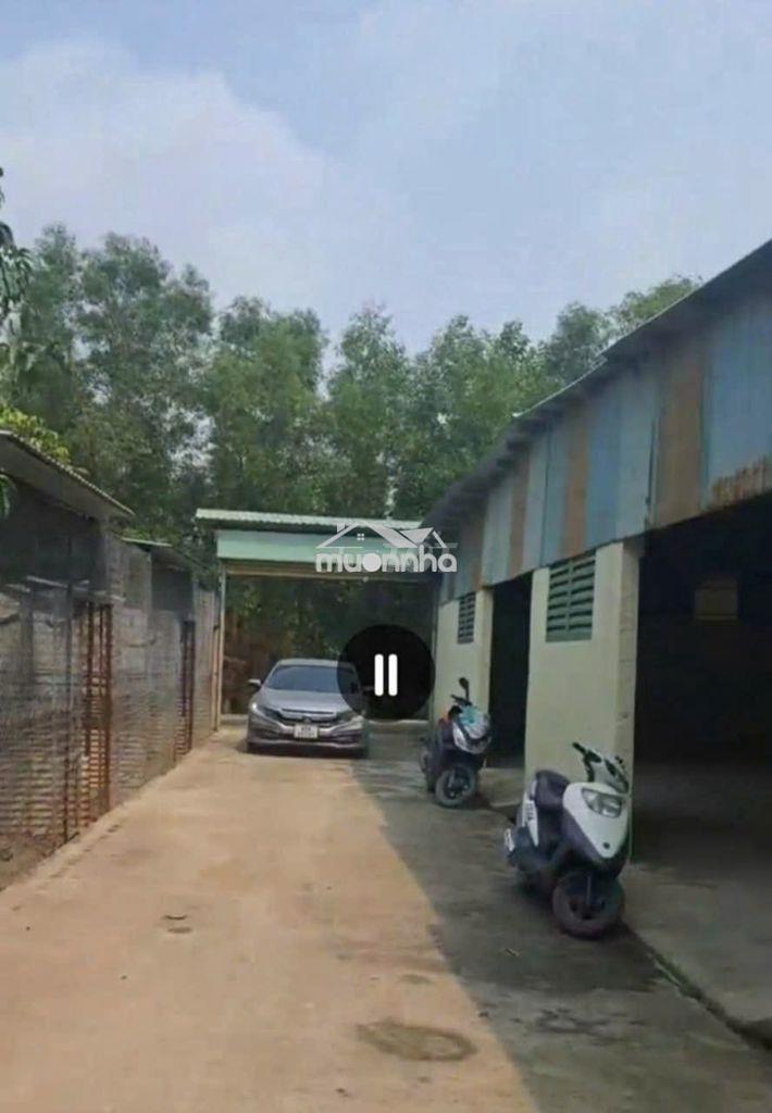 Kho 500m xe tải 3 tấn vào kho