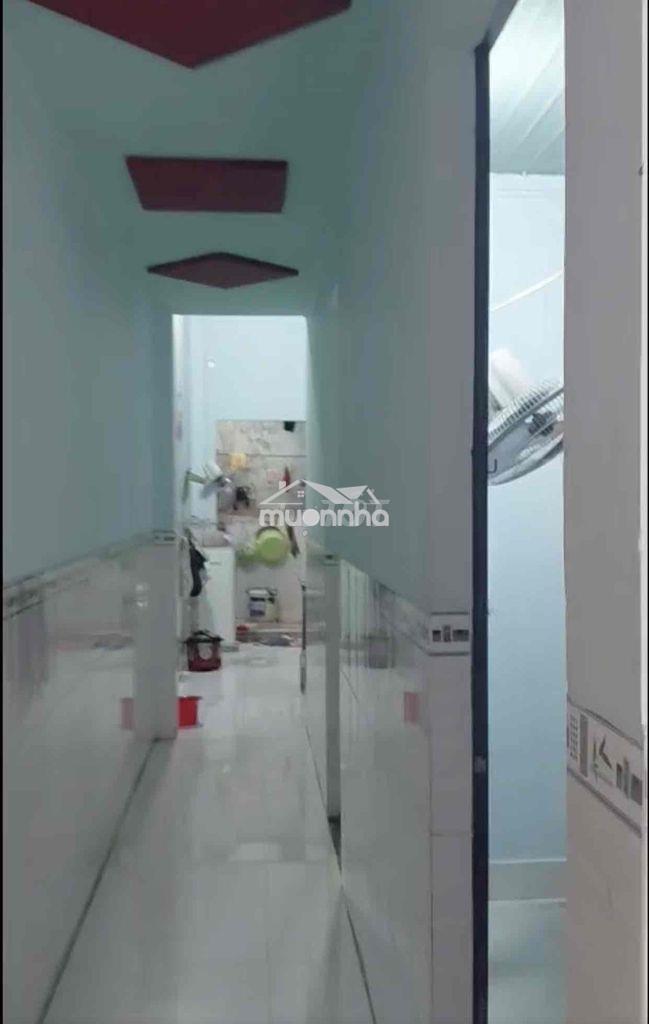 Nhà c4 có gác lửng hẻm xe hơi-bán gấp khách thiện chí giá nào cũng bán - 2