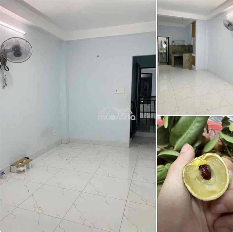 Nhà mới, rộng gần hàng xanh - ng gia trí, 1 trệt 1 lầu sân để xe