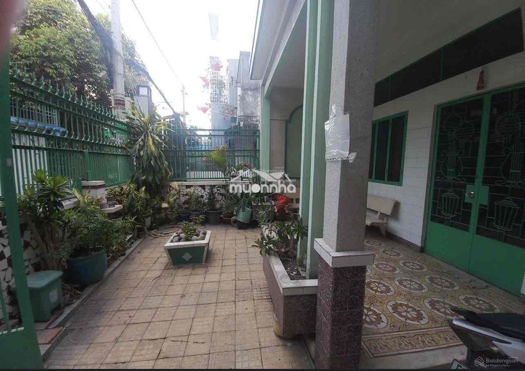 Bán nhà và đất diện tích lớn 673,2m2, đất nở hậu 35m2 - 2