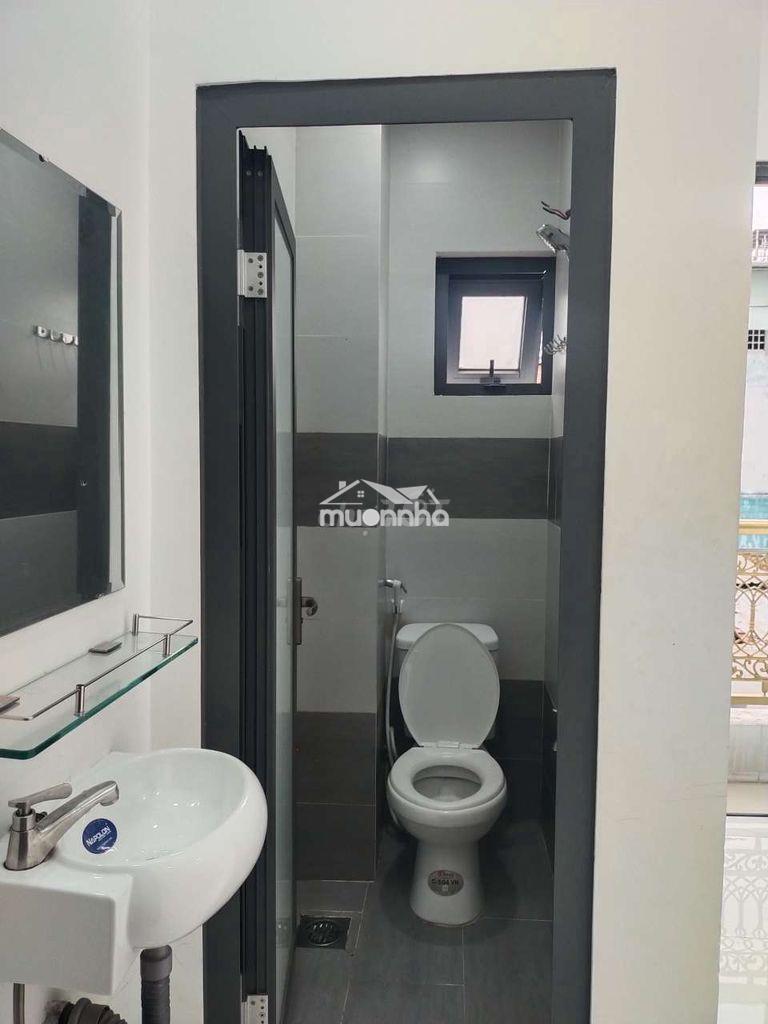 Nhà 3 tầng có ban công thoáng mát - hẻm 750 điện biện phủ - 2