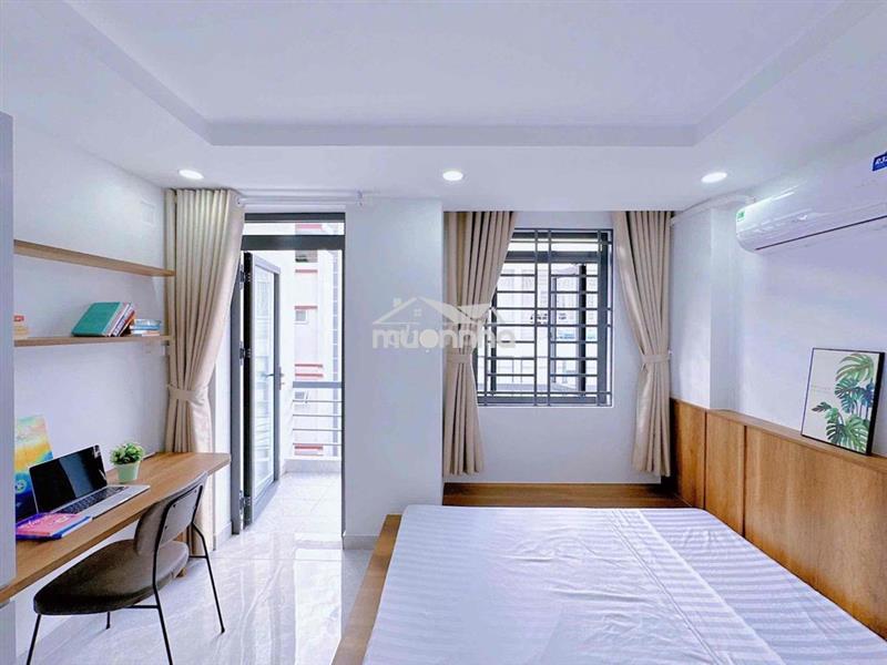 Vừa trống 1 phòng ngủ, ban công, ngay quận 10, view landmark