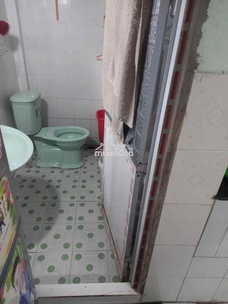 Nhà cũ tiện sửa chữa sổ hồng riêng giáp quận 7 - 3