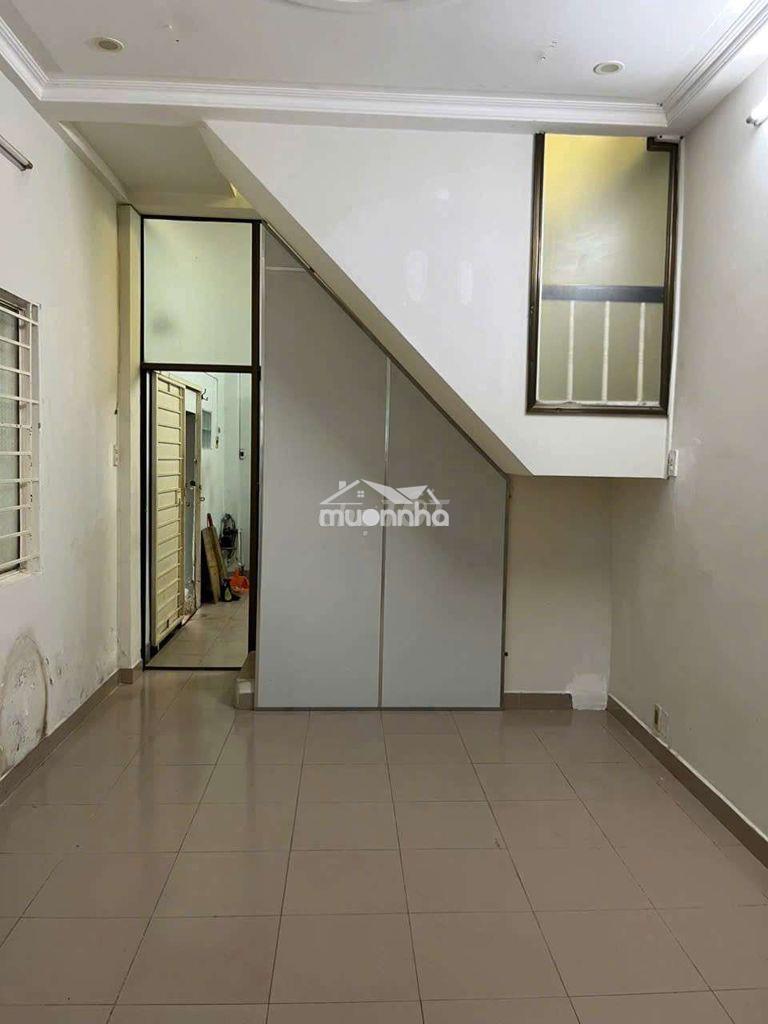 Nhà  mới sơn sửa hẻm xe tải tiện ở và kinh doanh