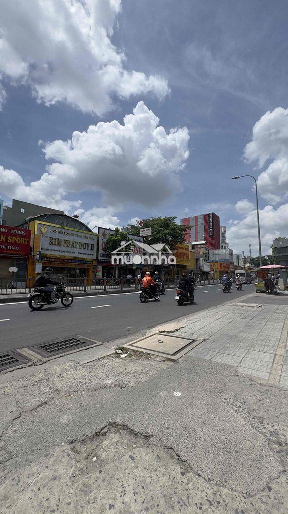 Hxh quang trung 2 lầu giá chỉ 3.59