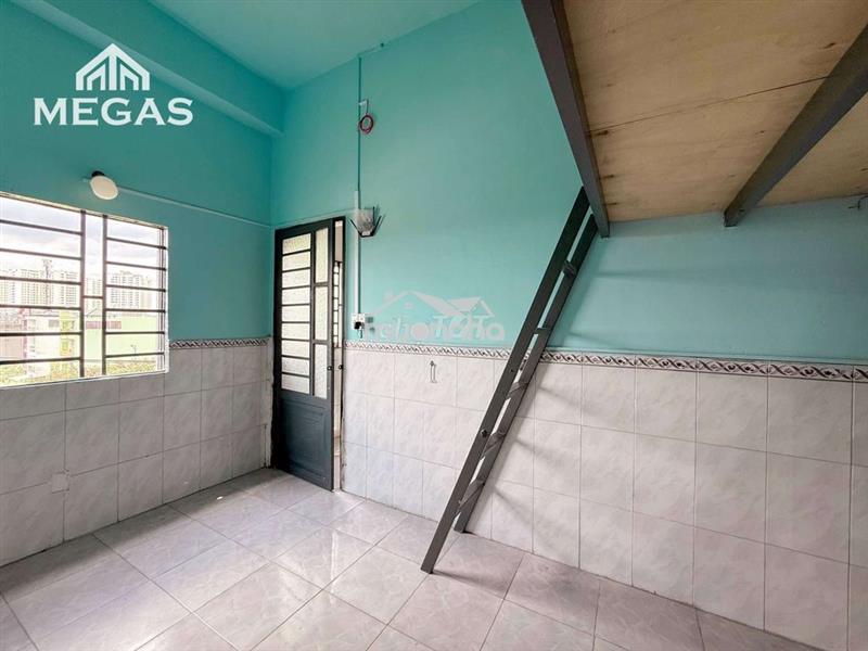 Phòng trọ giá rẻ đầy đủ tiện nghi thang máy ngay aeon mall bình tân