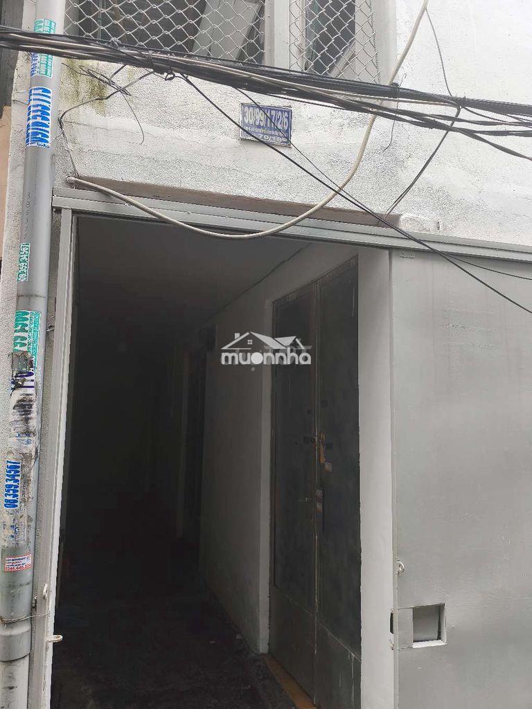 Nhà cấp 4 & giá tốt  dt 6,5×13m 4 phòng trọ đang thuê 60 lâm văn bền