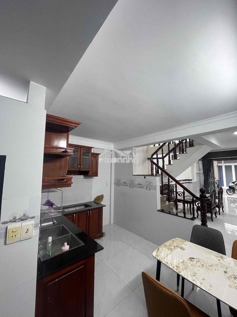 Nhà 3 tầng, 54m2, ngay hiệp thành city bán 5.45 tỷ - 2