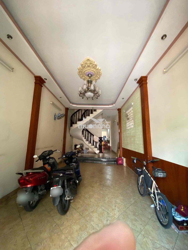 Nhà khu tân sơn nhì 4x20m 3 lầu 5 phòng ngủ