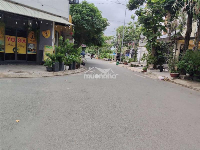 Chdv ban công – gần chợ full nội that