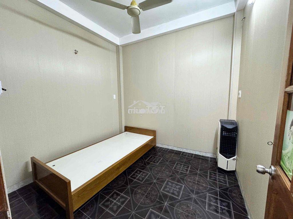 Chính chủ cho thuê nhà q.1 7pn 7wc giá 22tr hđ 05 năm không tăng giánt - 3