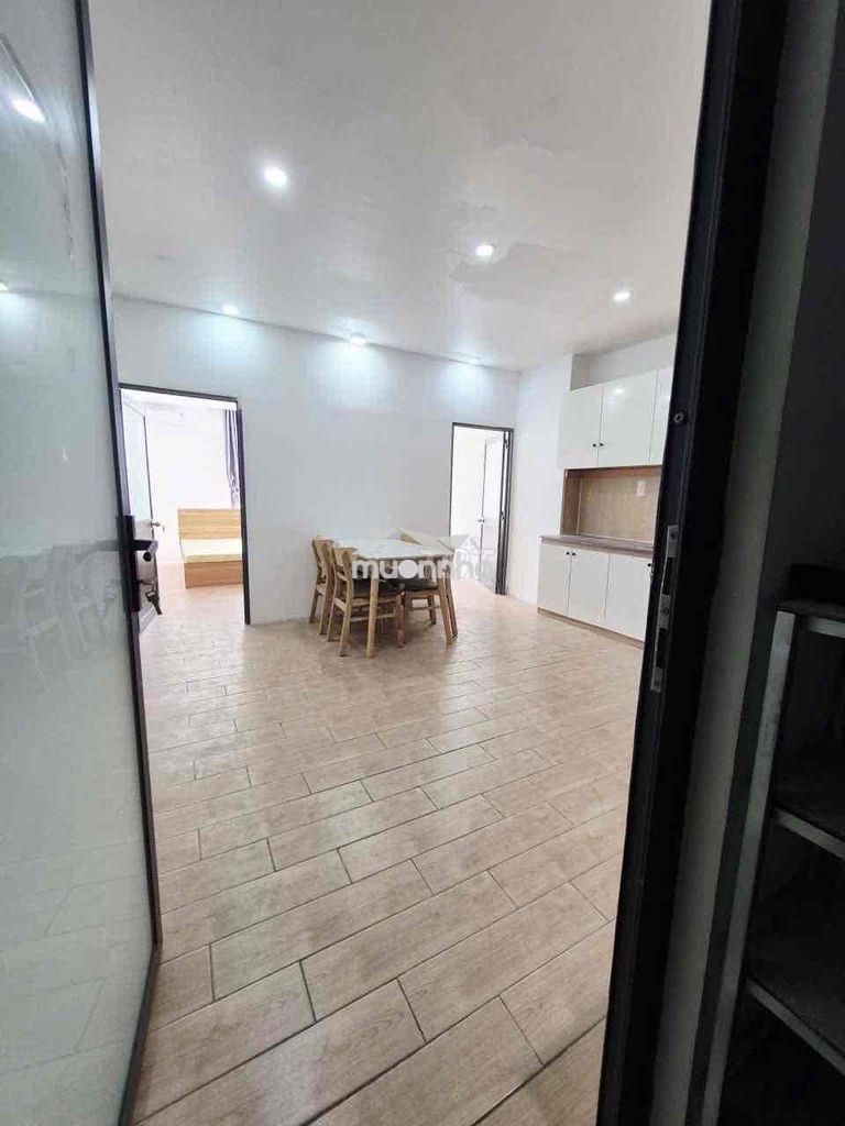 Cho thuê căn 2pn ban công (65m2) - full nt thang máy lê văn sỹ q3