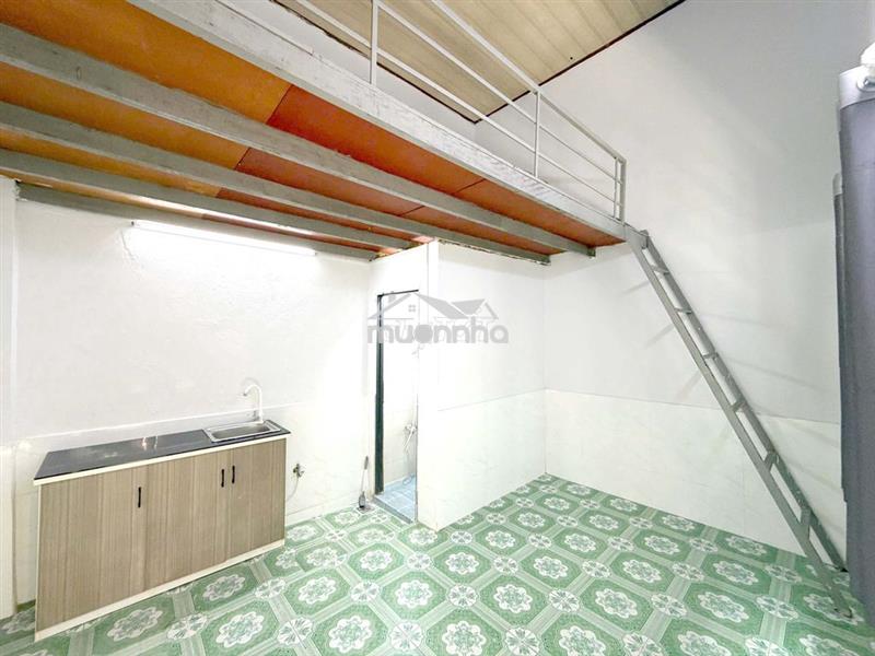Sẵn 1 phòng dãy trọ gác - bếp giá rẻ